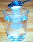 Nước muối phòng chống bệnh răng miệng rất tốt